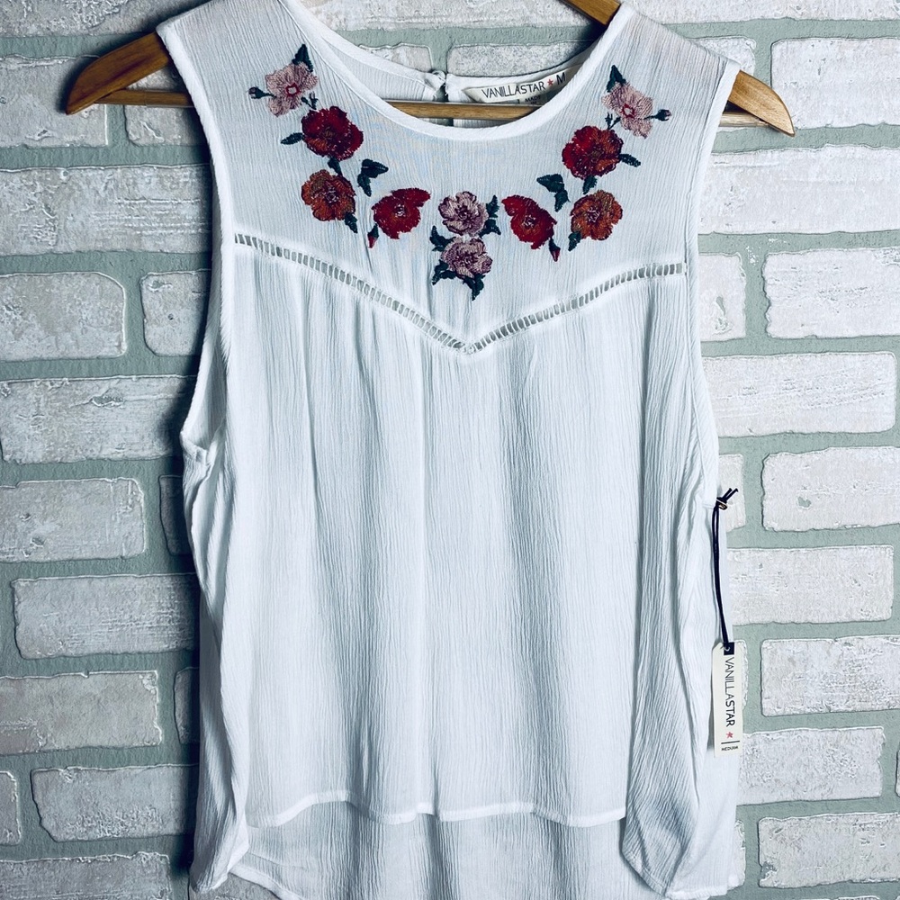 Vanilla Star Embroidered Floral Tank Top